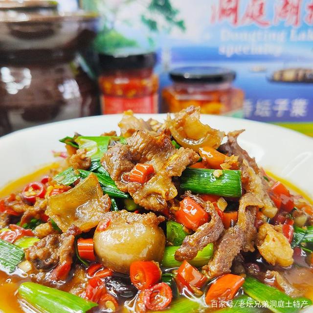 老坛兄弟肉炒肉 从选材到餐桌的匠心烹饪全解析